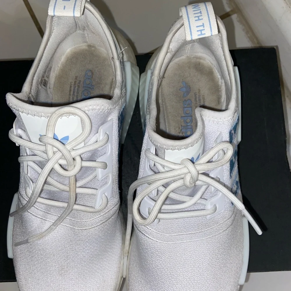 NMD R1 - Picture 4 of 4